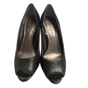 A. Marinelli Women’s Heels Size 7 Brownish Gray‎